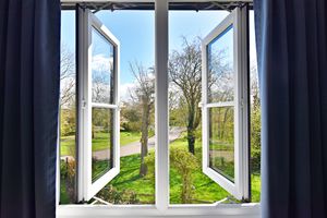 Photo 3- click for photo gallery